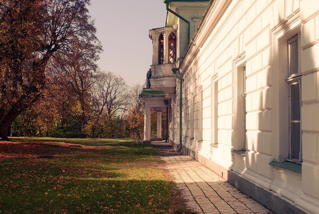 "Замок в Качанівці" - Photo by Oleksii Marchenko