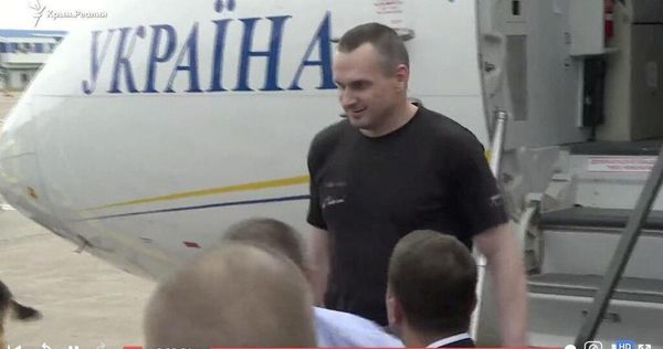 Перше відео зустрічі українських військовополонених, Бориспіль